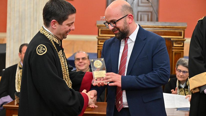 Τελετή Απονομής των Ετήσιων Βραβείων Καθηγητών και Καθηγητριών του Πανεπιστημίου Αθηνών